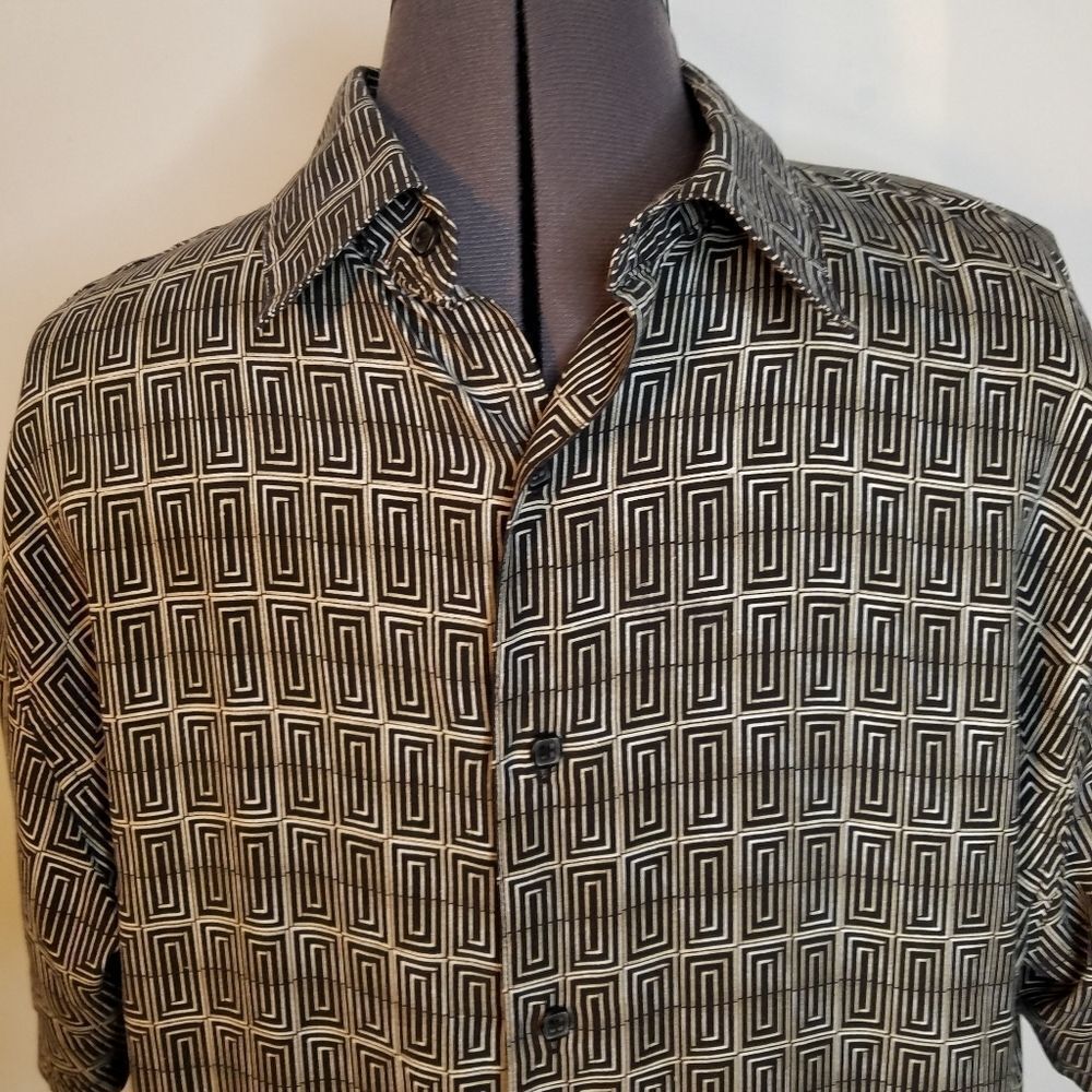 Axist Dress Shirt XL - Picture 2 of 4